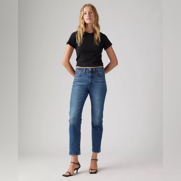 NWOT LEVI’S | WEDGIE STRAIGHT FIT WOMEN'S DENIM JEANS 25 - Picture 1 of 11